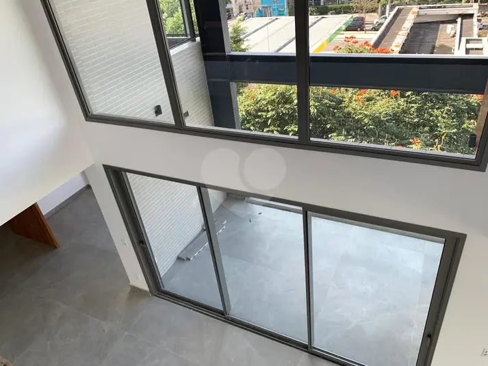 Duplex com 4 quartos à venda ou para alugar em Moema – SP