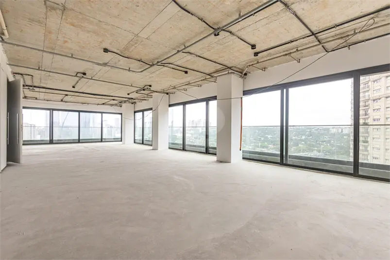 Apartamento com 4 quartos à venda em Itaim Bibi – SP