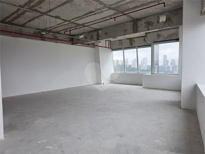 Salas com 1 quarto para alugar em Brooklin – SP