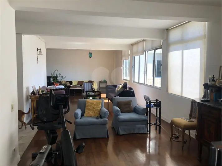 Apartamento com 3 quartos à venda em Santa Cecília – SP