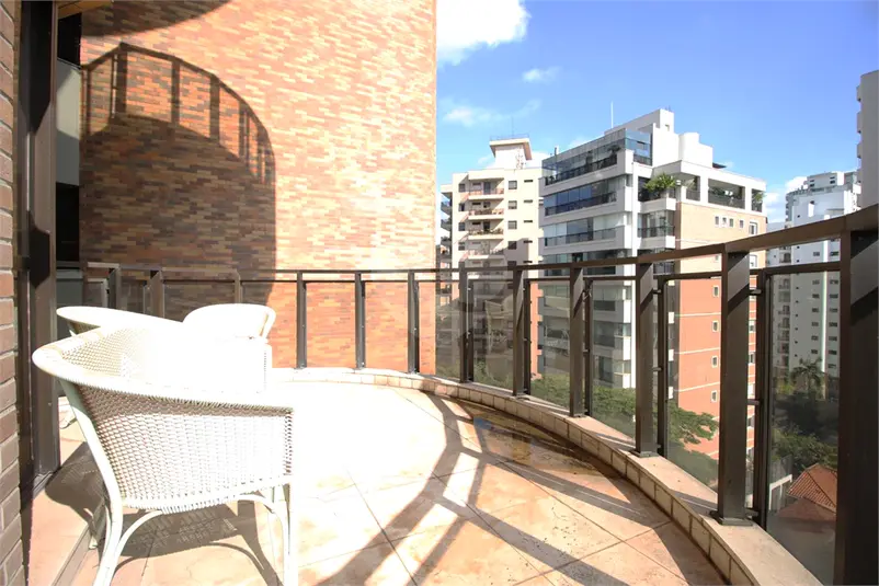 Apartamento com 4 quartos à venda em Vila Nova Conceição – SP