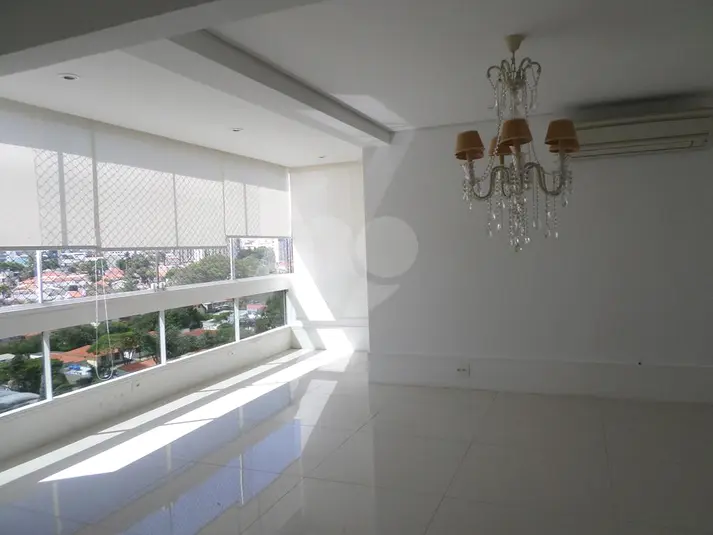 Apartamento com 3 quartos à venda em Campo Belo – SP