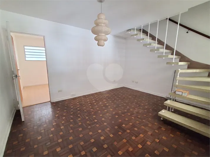 Sobrado com 2 quartos para alugar em Perdizes – SP
