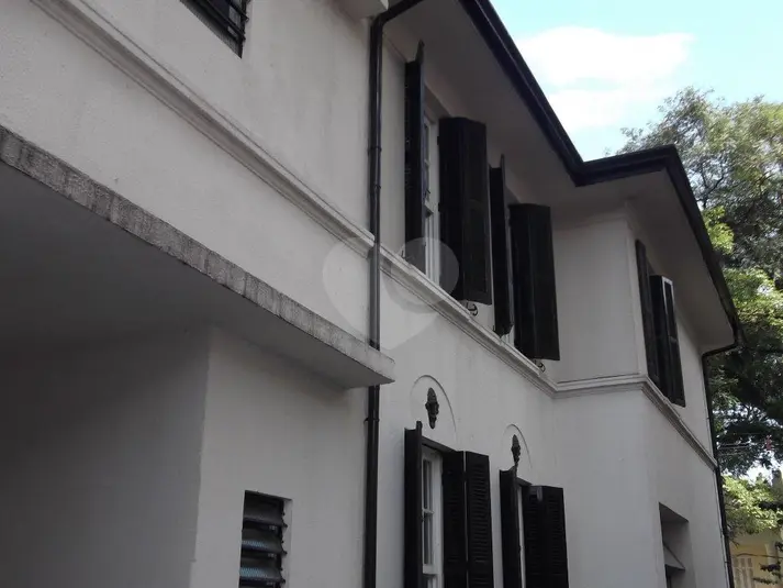 Sobrado com 3 quartos à venda em Bela Vista – SP
