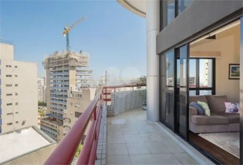 Duplex com 4 quartos à venda em Itaim Bibi – SP