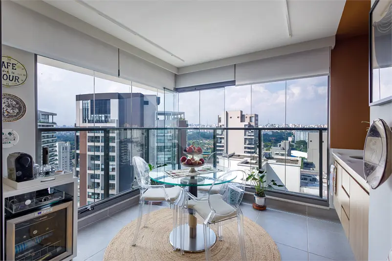 Apartamento com 3 quartos à venda em Moema – SP