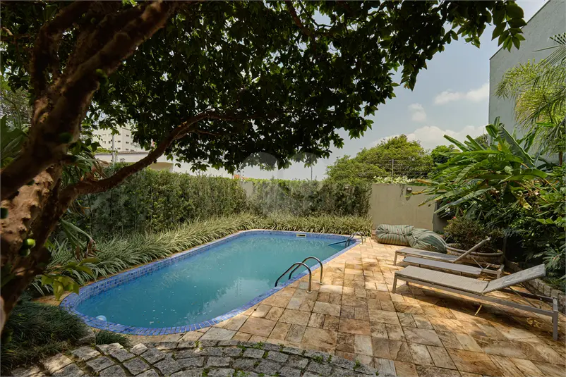 Sobrado com 4 quartos à venda em Brooklin Velho – SP