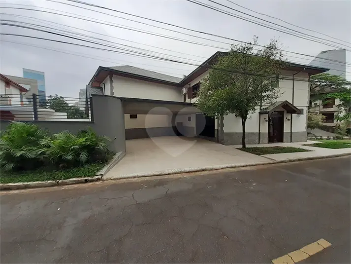 Casa de vila com 4 quartos à venda em Real Parque – SP