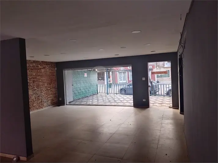 Salão Comercial à venda ou para alugar em Água Branca – SP