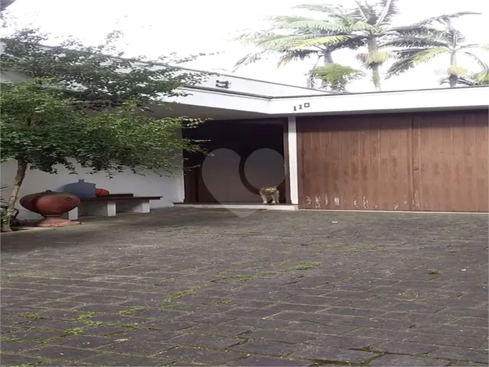 Casa térrea com 4 quartos à venda em Granja Julieta – SP