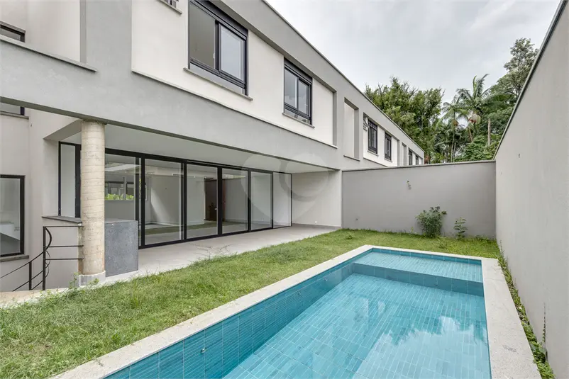 Casa com 4 quartos à venda em Alto da Boa Vista – SP