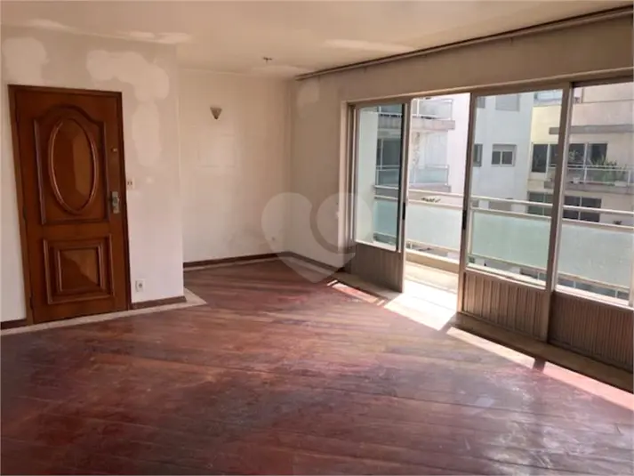 Apartamento com 2 quartos à venda em Moema – SP