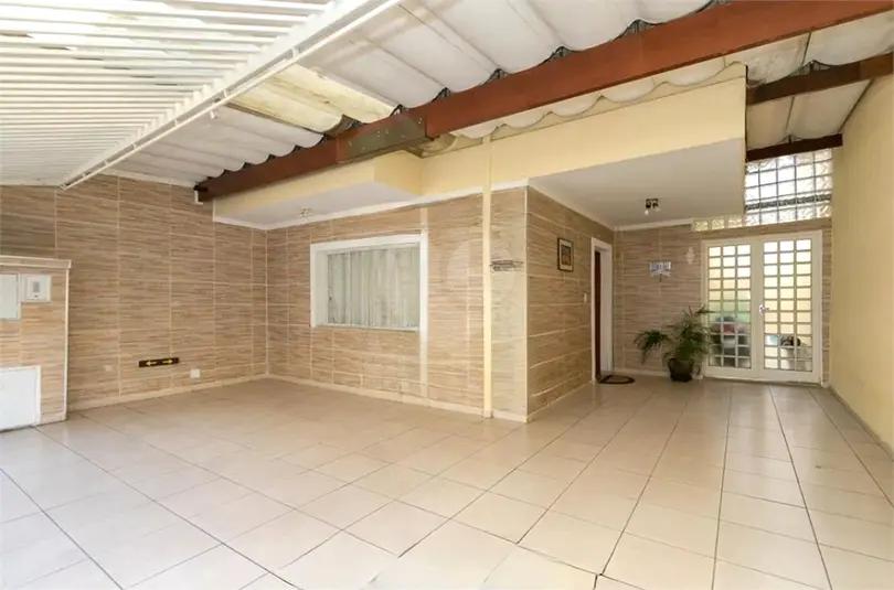Sobrado com 3 quartos para alugar em Brooklin Novo – SP