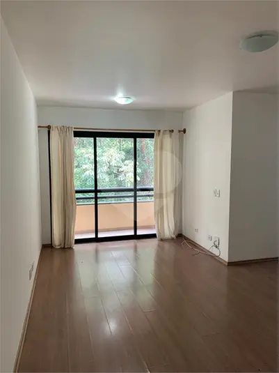 Apartamento com 3 quartos para alugar em Vila Andrade – SP