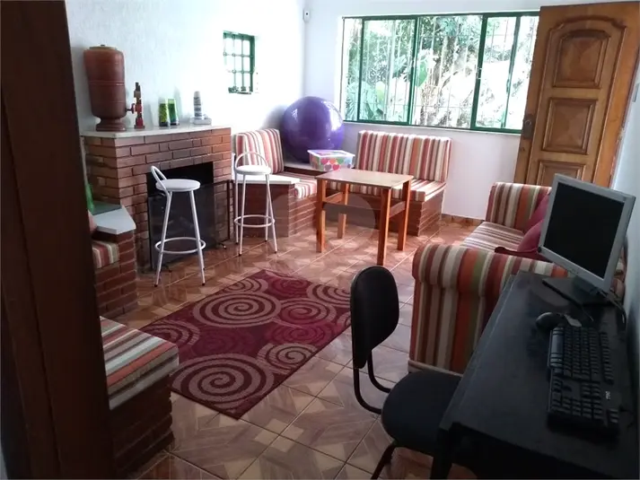 Casa térrea com 4 quartos à venda ou para alugar em Campo Belo – SP