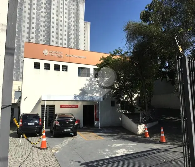 Prédio inteiro à venda ou para alugar em Diadema – SP