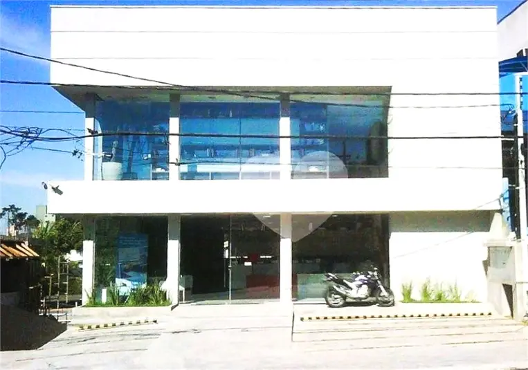 Prédio inteiro à venda em Jardim Aeroporto – SP
