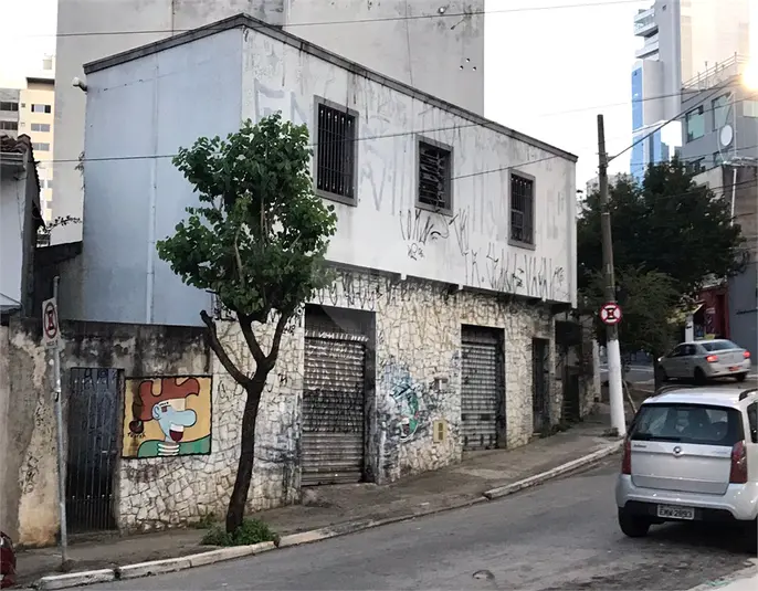 Salão Comercial à venda em Santana – SP