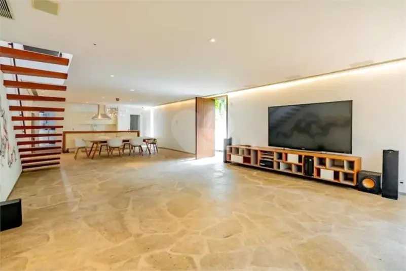 Casa com 3 quartos à venda ou para alugar em Jardim Paulistano – SP