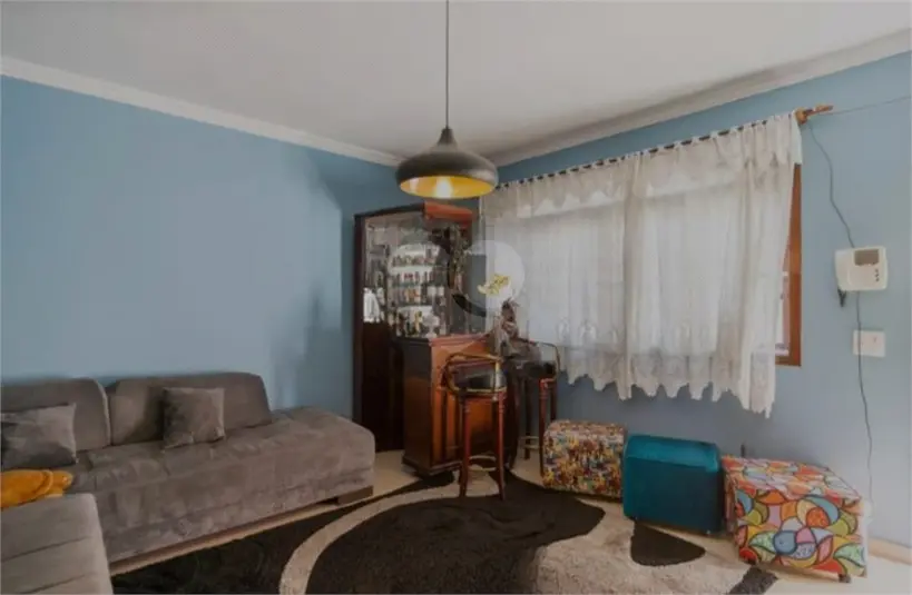 Sobrado com 3 quartos à venda em Horto – SP