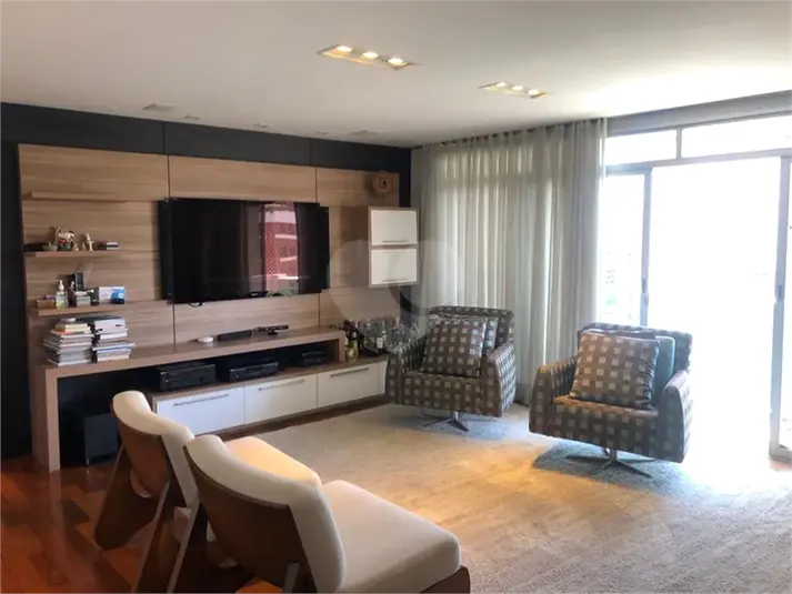 Apartamento com 3 quartos à venda em Campo Belo – SP