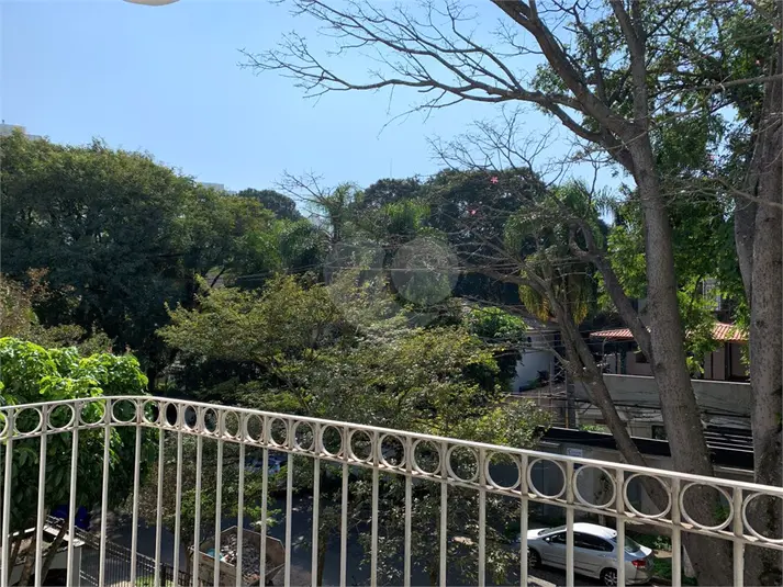 Cobertura com 3 quartos à venda ou para alugar em Alto de Pinheiros – SP