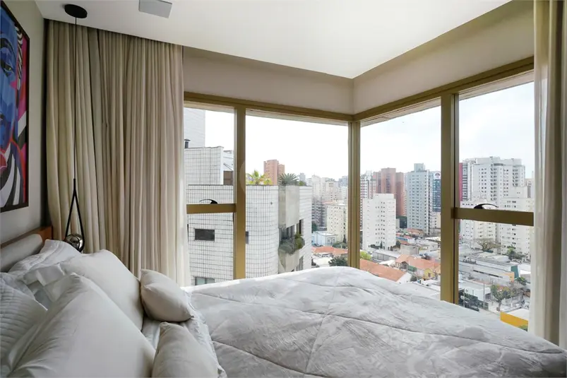 Apartamento com 3 quartos à venda em Moema – SP