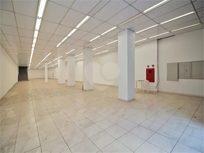 Salão Comercial à venda em Lapa – SP