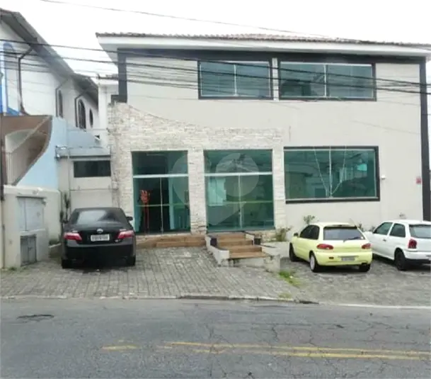 Prédio inteiro à venda ou para alugar em Santana – SP