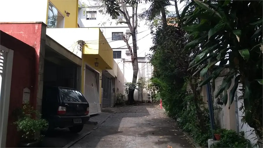Casa de vila com 4 quartos para alugar em Vila Romana – SP