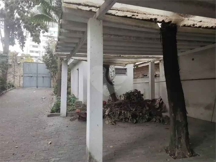 Casa com 6 quartos à venda ou para alugar em Aclimação – SP
