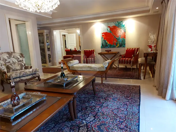 Apartamento com 4 quartos à venda em Moema – SP
