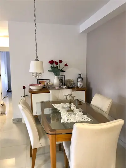 Apartamento com 2 quartos à venda ou para alugar em Vila Sônia – SP