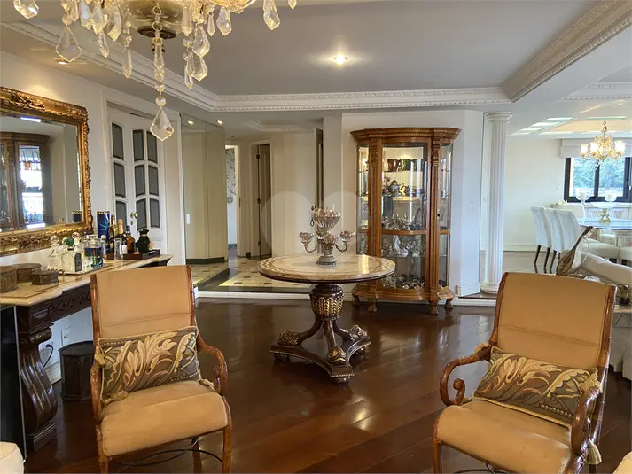 Apartamento com 4 quartos à venda em Alto de Pinheiros – SP