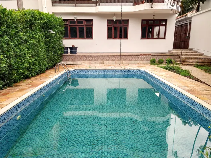Casa com 4 quartos à venda ou para alugar em Barro Branco (zona Norte) – SP