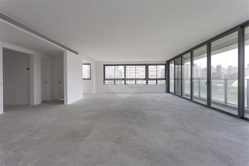 Apartamento com 4 quartos à venda em Ibirapuera – SP