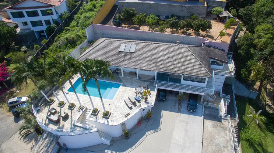 Casa com 6 quartos à venda em Santana – SP