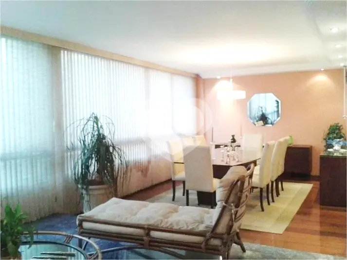 Apartamento com 4 quartos à venda em Aclimação – SP