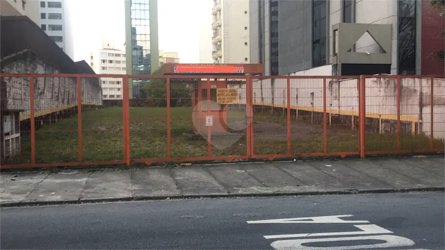 Terreno à venda em Perdizes – SP