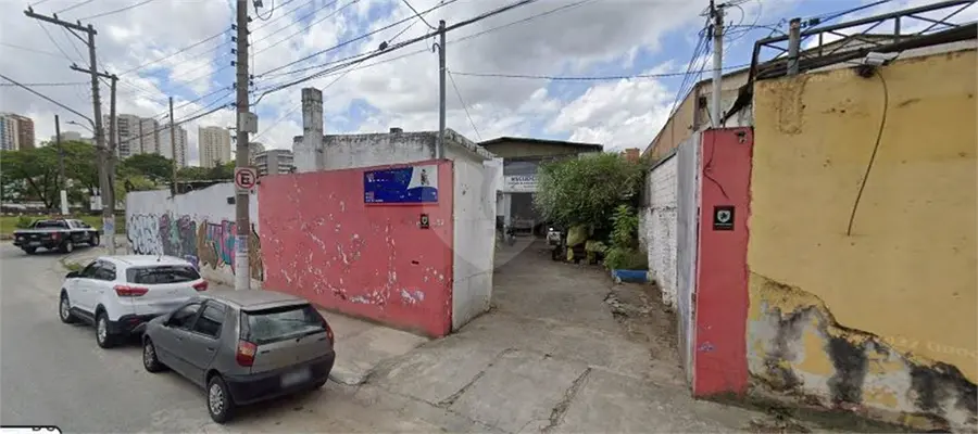 Galpão à venda em Saúde – SP