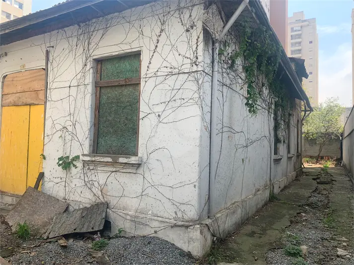 Casa à venda ou para alugar em Pompéia – SP