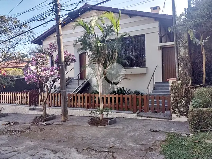 Sobrado com 4 quartos à venda em Tremembé – SP