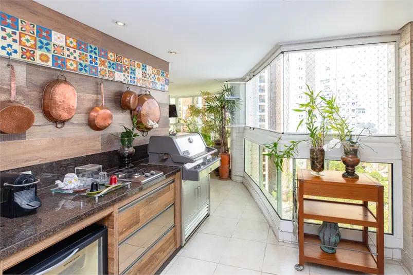 Apartamento com 4 quartos à venda em Alto da Lapa – SP