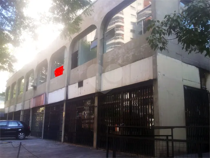 Salão Comercial à venda ou para alugar em Moema – SP
