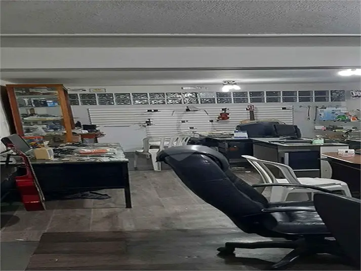 Prédio inteiro à venda em Barra Funda – SP