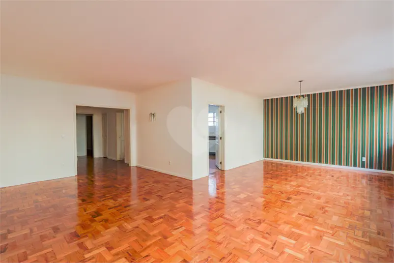 Apartamento com 4 quartos à venda em Cerqueira Cesar – SP