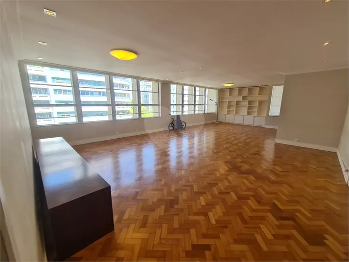 Apartamento com 4 quartos à venda em Santa Cecília – SP