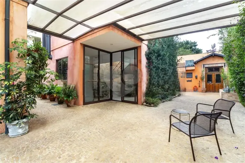 Casa com 4 quartos à venda em Vila Madalena – SP