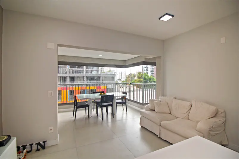 Apartamento com 2 quartos à venda em Moema – SP