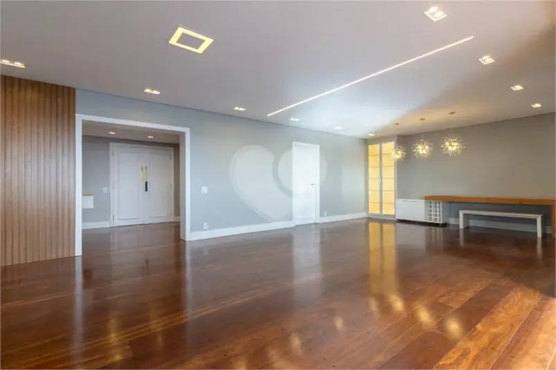 Apartamento com 4 quartos à venda em Jardim Marajoara – SP